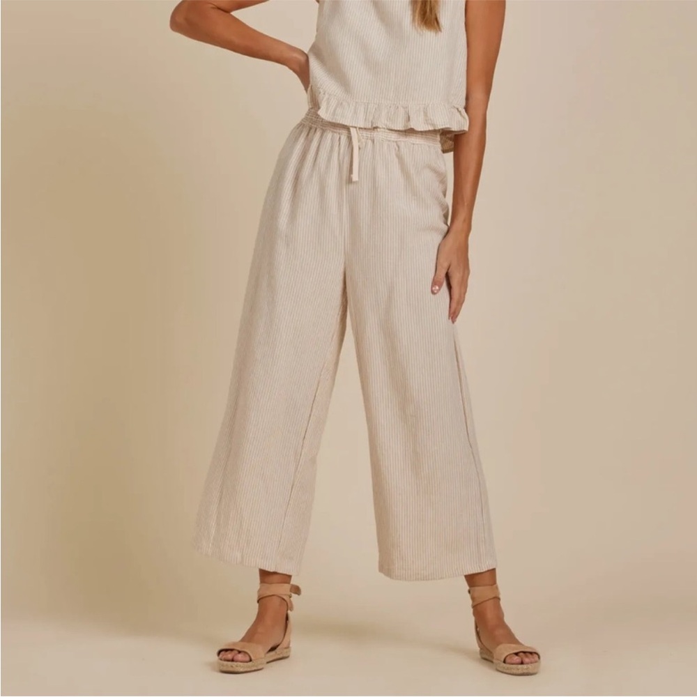 Rylee + Cru Beige Wide-Leg Pants